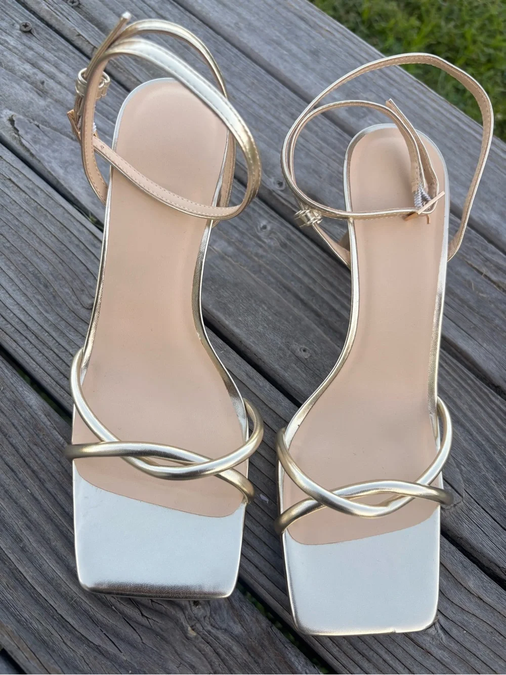 N/A elegant metallic